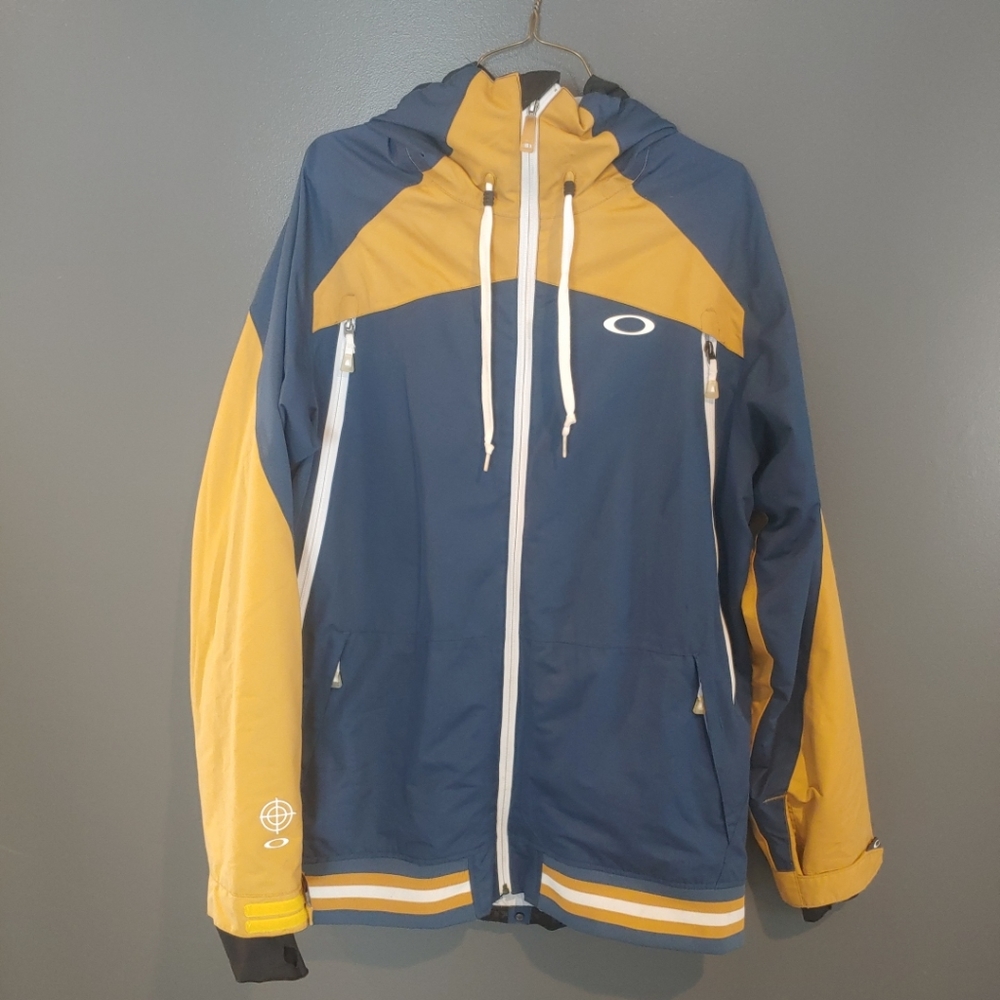 Oakley Jacket Size Large Gold/Navy